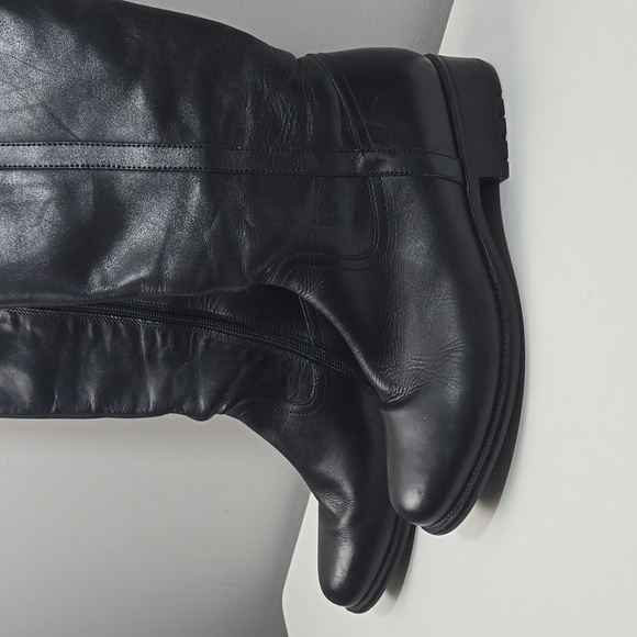 Clarks Tall Leather Zippered Black Boots - Picture 3 of 12